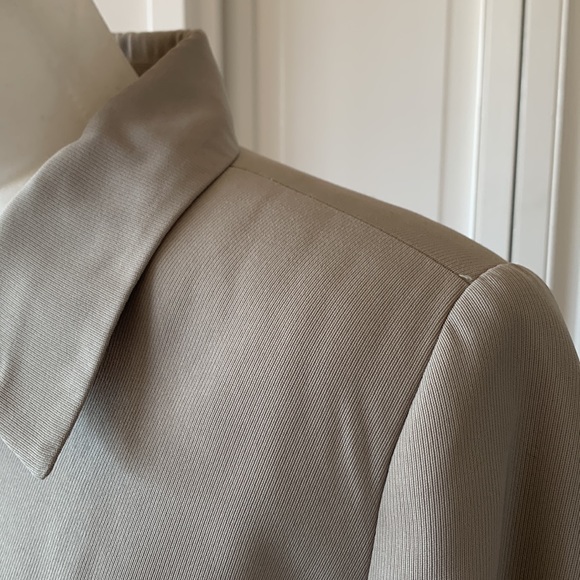 vintage GEOFFREY BEENE SPORT BEIGE ZIP UP POLYESTER JACKET - SIZE 10 - Picture 3 of 7